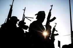 Hamas dọa sát hại con tin, Hezbollah thề đáp trả Israel