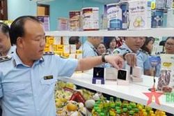 Mở cửa Phòng trưng bày hàng thật-hàng giả tại Hà Nội