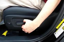 Những thông tin cần biết về tính năng nhớ vị trí ghế ô tô