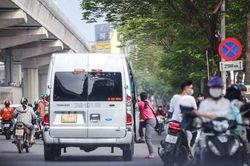 Đưa hoạt động xe hợp đồng vận chuyển khách vào khuôn khổ của pháp luật
