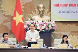 Giải quyết tình trạng mâu thuẫn, chồng chéo trong các văn bản quy phạm pháp luật