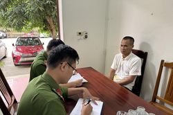 Bắt giam người đàn ông vô cớ đấm vào mặt công an