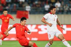 Chấp nhận chỉ trích, HLV Philippe Troussier kiên nhẫn với tuyển Việt Nam