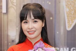 Ca sĩ Trang Nhung vắng bóng showbiz vì sinh 4 người con và quản lý 5 công ty
