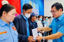 Liên đoàn Lao động TP. Pleiku quan tâm phát triển đoàn viên khu vực doanh nghiệp ngoài nhà nước