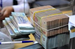Vay vốn kinh doanh bất động sản bất ngờ tăng mạnh