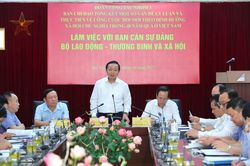 'Chỉ đạt được mục tiêu xã hội khi có mô hình kinh tế bền vững'