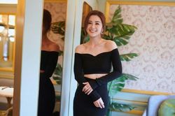 Chúc Anh Đài thất bại nhất màn ảnh 41 tuổi vẫn trẻ đẹp, sự nghiệp tụt dốc nên bạn trai bỏ theo Triệu Lệ Dĩnh?