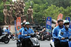 Tuổi trẻ Thủ đô tham gia tuyên truyền, giữ gìn trật tự An toàn giao thông