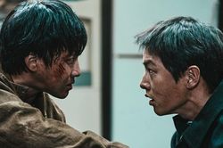 Phim điện ảnh của Song Joong Ki ra mắt 'xịt'