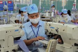 Áp dụng mức thuế GTGT 8% hay 10%?