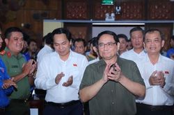Thủ tướng Phạm Minh Chính tiếp xúc cử tri thành phố Cần Thơ
