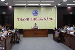 Khơi thông thoát nước và sẵn sàng nhiệm vụ cứu hộ