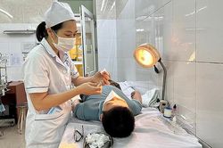 PGS Lê Xuân Cung: Dịch đau mắt đỏ kéo dài, nhiều ca điều trị dài ngày