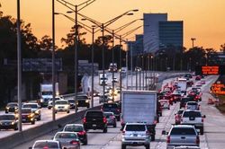 Cậu bé 10 tuổi trộm ô tô của mẹ, lén chở chị gái đi xa hơn 300km