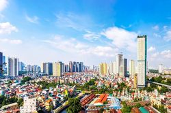 Muốn đi trên con phố yên tĩnh, tôi lại đòi thành phố phải đáp ứng mọi nhu cầu