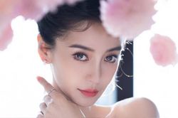 Trăng non chỉ điểm: 2 chòm sao vận trình nở hoa, thành công như ý