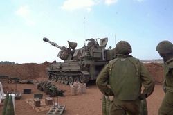 Xe tăng Israel đã vào vị trí dọc biên giới Gaza