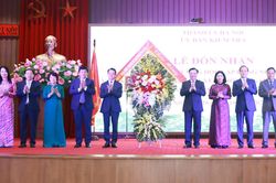 Ủy ban Kiểm tra Thành ủy Hà Nội đón nhận Huân chương Độc lập hạng Nhất