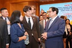 Thủ tướng nêu 3 cam kết của Việt Nam với nhà đầu tư nước ngoài