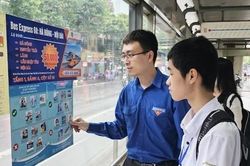 Hà Nội: Ban hành quy tắc ứng xử trên xe buýt