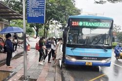 Hà Nội: Đề xuất tăng giá vé xe buýt