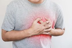 Giả vờ đau tim để 'trốn' trả hóa đơn tại 20 nhà hàng