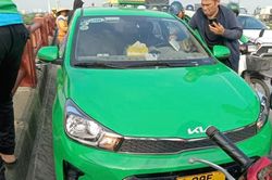 Nghi vấn lái xe taxi giết người rồi nhảy cầu Thanh Trì
