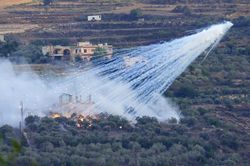 Hezbollah phá camera giám sát của Israel dọc biên giới