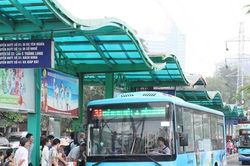 Đề xuất giá vé xe buýt Hà Nội tăng cao nhất 122%