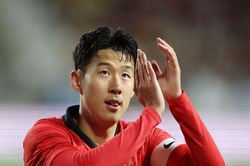 Son Heung Min nói gì sau trận thắng đậm tuyển Việt Nam?