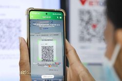 Giới trẻ là nhân tố thúc đẩy thanh toán không dùng tiền mặt