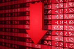 Loạt cổ phiếu 'lật kèo' giảm mạnh, VN-Index mất gần 20 điểm