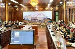 Gia Lai: 50 học sinh tham gia chương trình 'Thiếu nhi vẽ tranh AI'