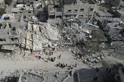 Cận cảnh Israel oanh tạc trụ sở của Hamas