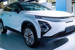 Hình ảnh chiếc Chery E5 EV 2024 - mẫu SUV thuộc phân khúc hạng B