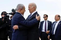 Lãnh đạo Israel ra tận sân bay đón Tổng thống Mỹ Biden