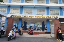 Cô giáo Trường tiểu học Nguyễn Văn Trỗi bị kỷ luật vì đánh gãy ngón tay học sinh