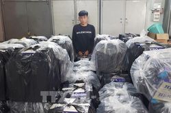 Buôn lậu thuốc lá và đường cát vẫn diễn biến phức tạp
