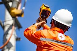 Đề xuất rút ngắn thời gian điều chỉnh giá điện xuống 3 tháng là phù hợp
