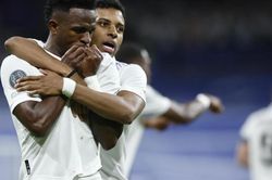 Real Madrid với những gương mặt Brazil không cười