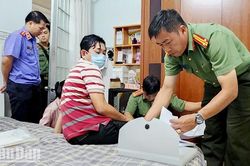 Bắt giam 2 đối tượng tổ chức, môi giới cho người khác xuất cảnh trái phép
