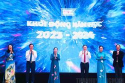 Chủ tịch HĐND TPHCM làm Chủ tịch danh dự Hội Cựu người học Trường ĐH Sư phạm