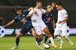 HAGL thoát thua trong ngày V-League 2023/24 khởi tranh