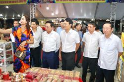 Quận Nam Từ Liêm: Tích cực hỗ trợ, đồng hành cùng doanh nghiệp