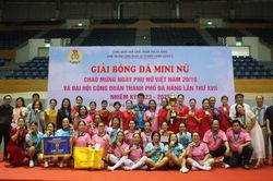 Sở Văn hóa – Thể thao vô địch giải bóng đá mi ni chào mừng Ngày phụ nữ Việt Nam 20-10