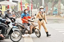 Không có Giấy phép lái xe 2 bánh, xử phạt sao?