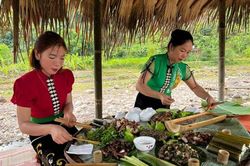 Phụ nữ vượt khó vươn lên thoát nghèo