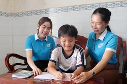 Phát huy vai trò, vị thế phụ nữ Đất Sen hồng trong xây dựng quê hương