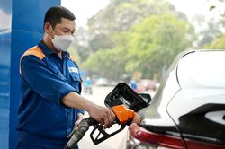 Chưa điều chỉnh giá xăng dầu ngày mai 21/10